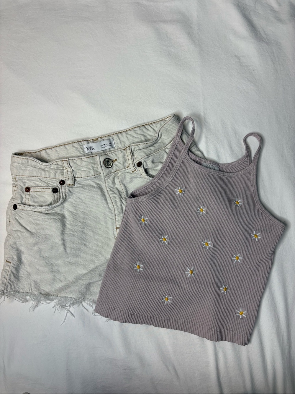 Zara Kids White Denim Shorts and Light Purple Daisy Tank Top Size 10